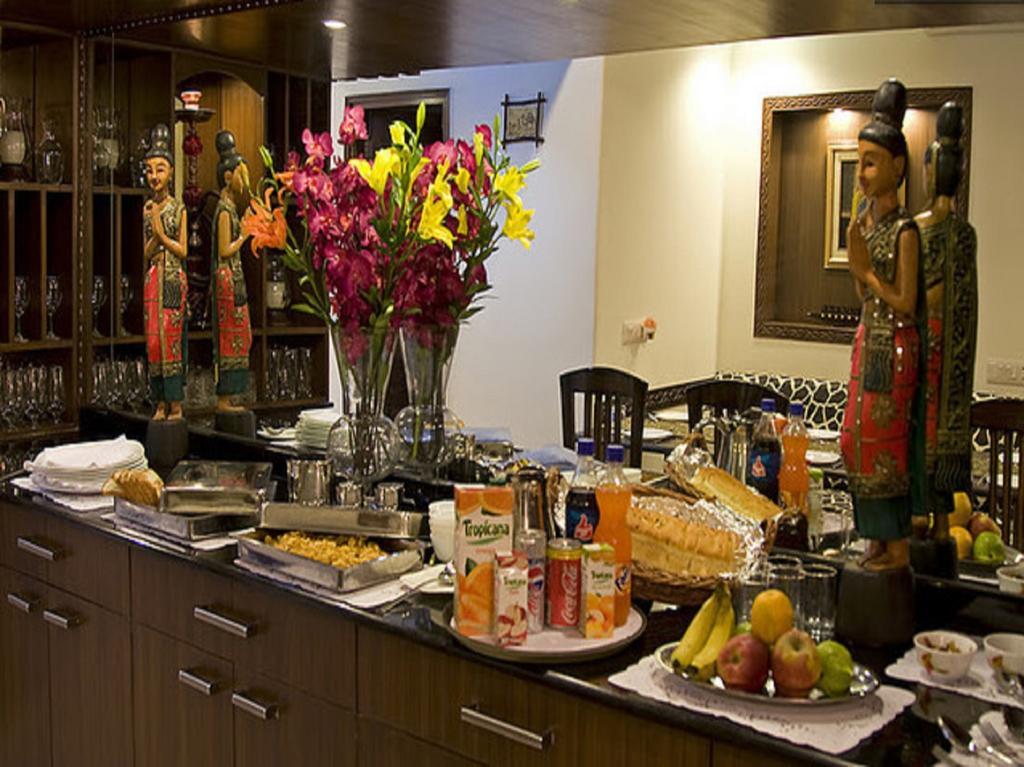 Red Maple Bed & Breakfast New Delhi Exteriör bild