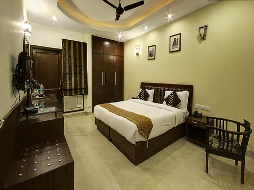 Red Maple Bed & Breakfast New Delhi Exteriör bild