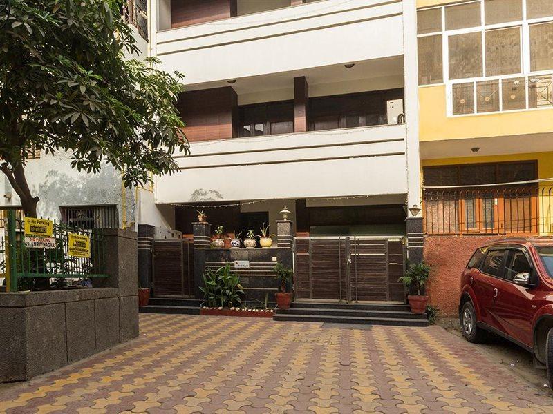 Red Maple Bed & Breakfast New Delhi Exteriör bild